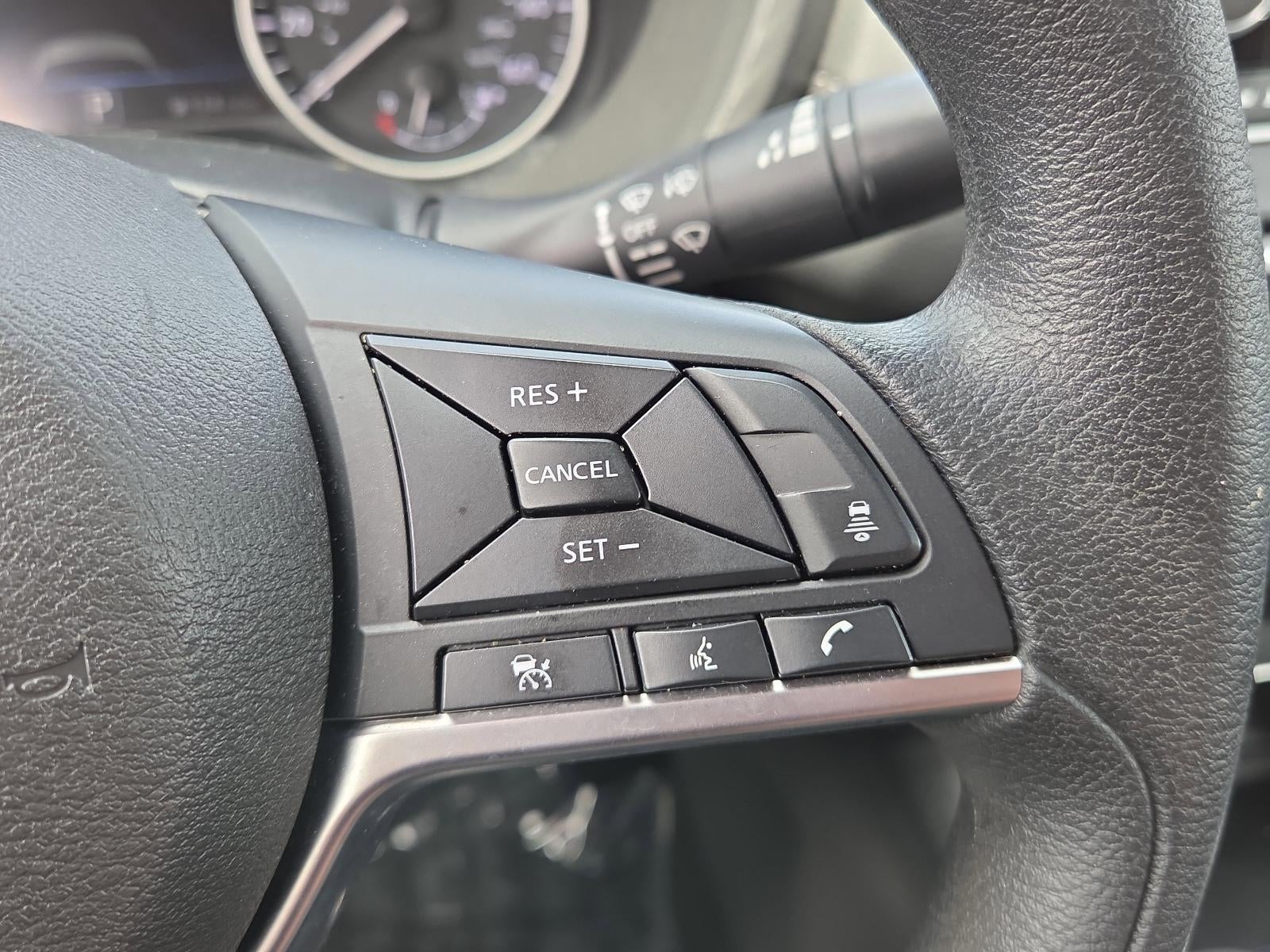 2024 Nissan Sentra SV CVT