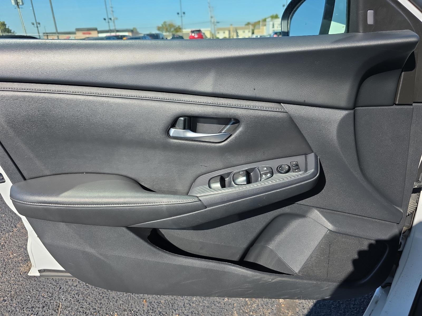 2024 Nissan Sentra SV CVT