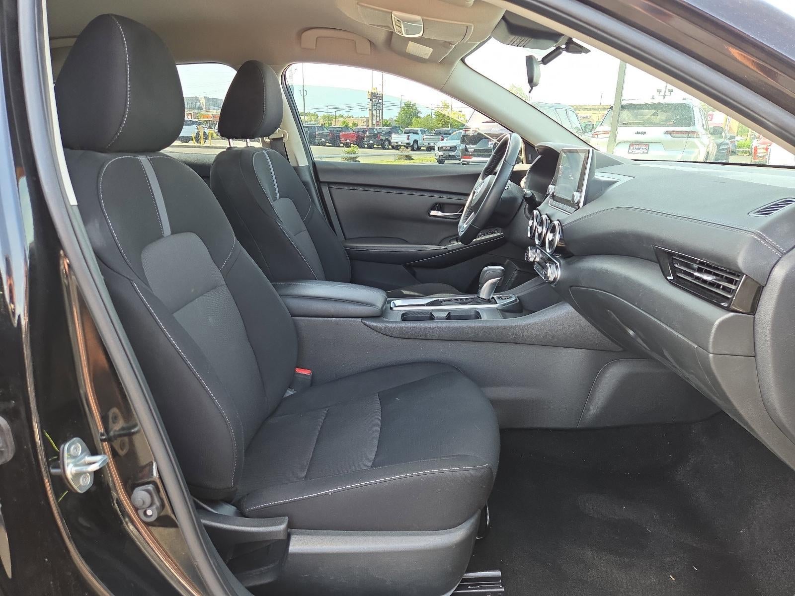 2023 Nissan Sentra SV CVT