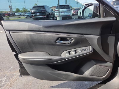 2023 Nissan Sentra SV CVT