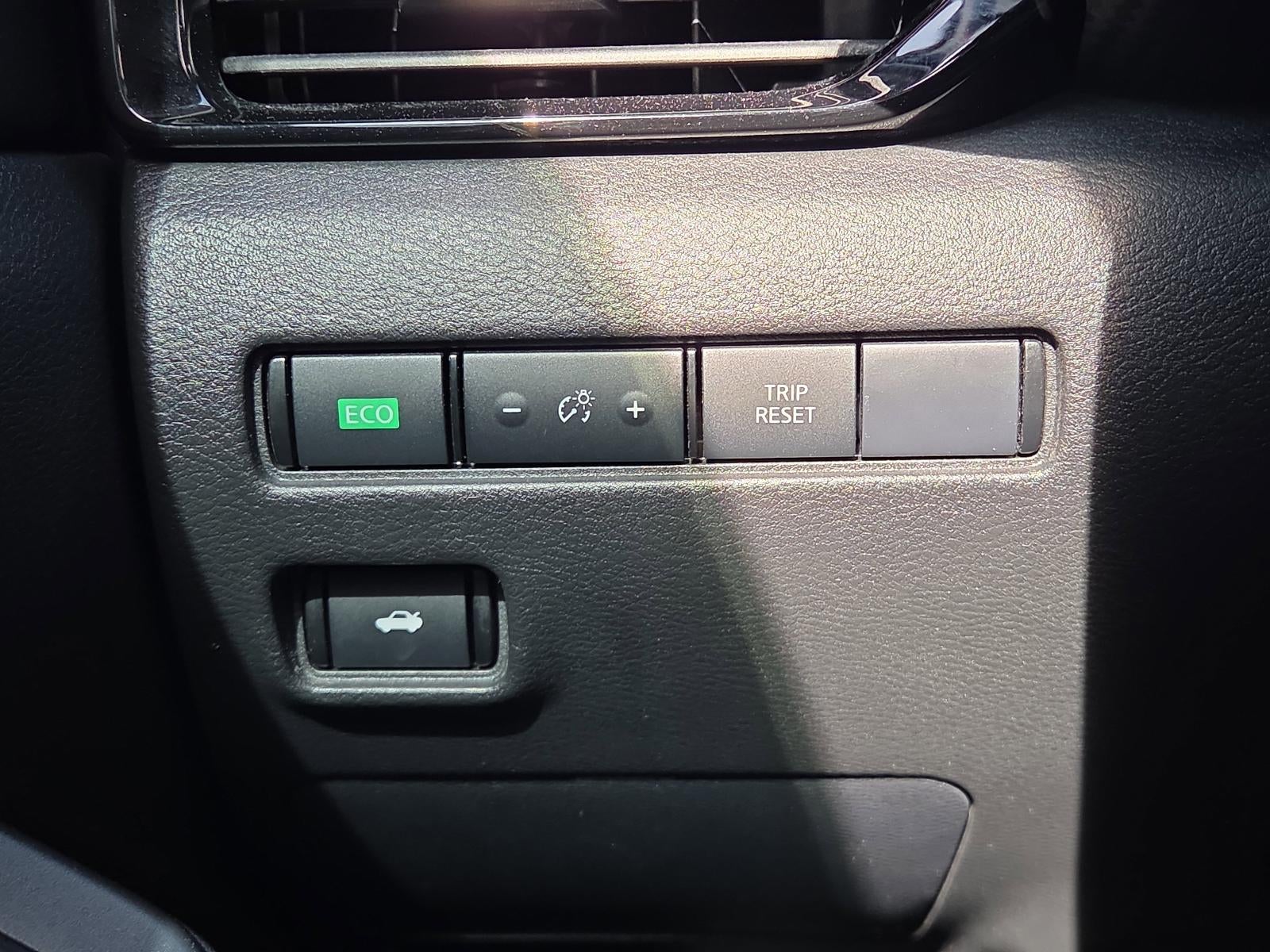 2023 Nissan Sentra SV CVT