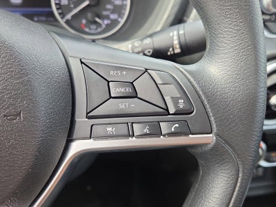 2025 Nissan Sentra SV CVT