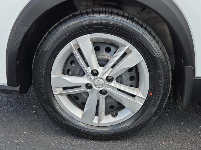 2023 Nissan Kicks S FWD