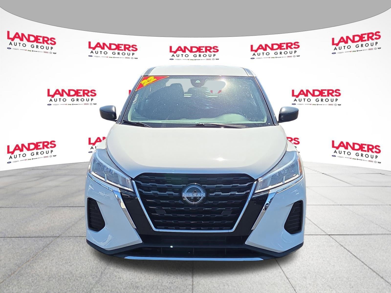 2022 Nissan Kicks S FWD