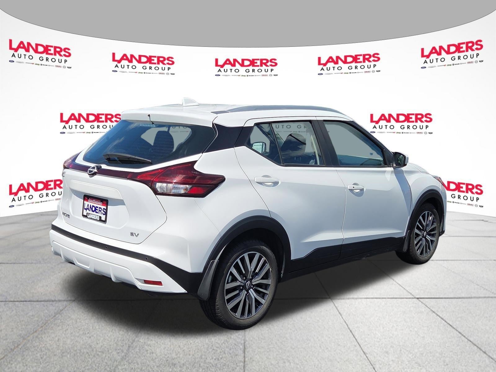 2023 Nissan Kicks SV FWD