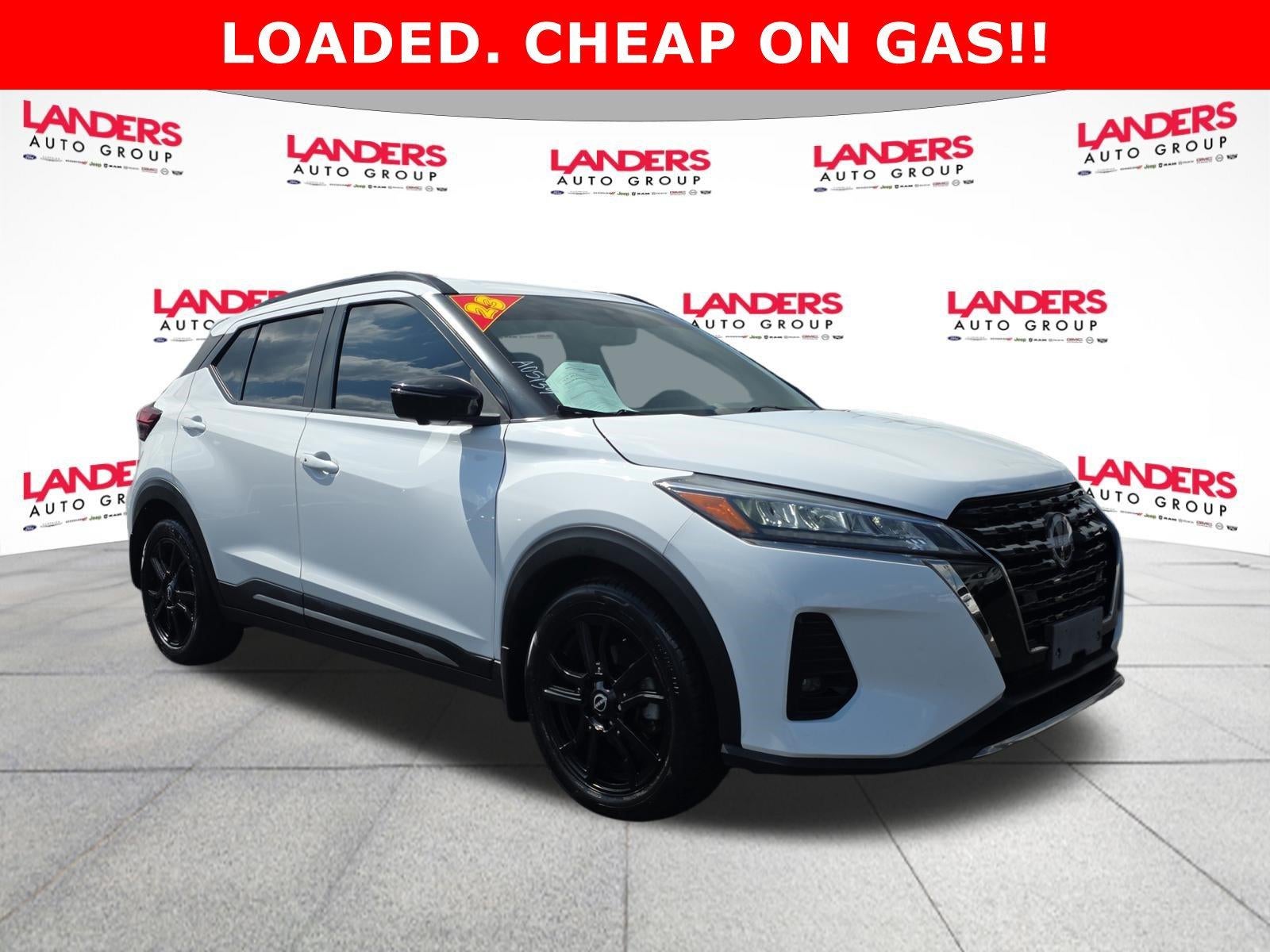 2023 Nissan Kicks SR FWD