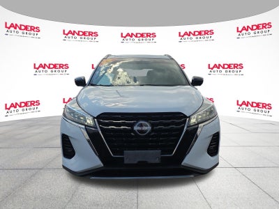2023 Nissan Kicks SR FWD