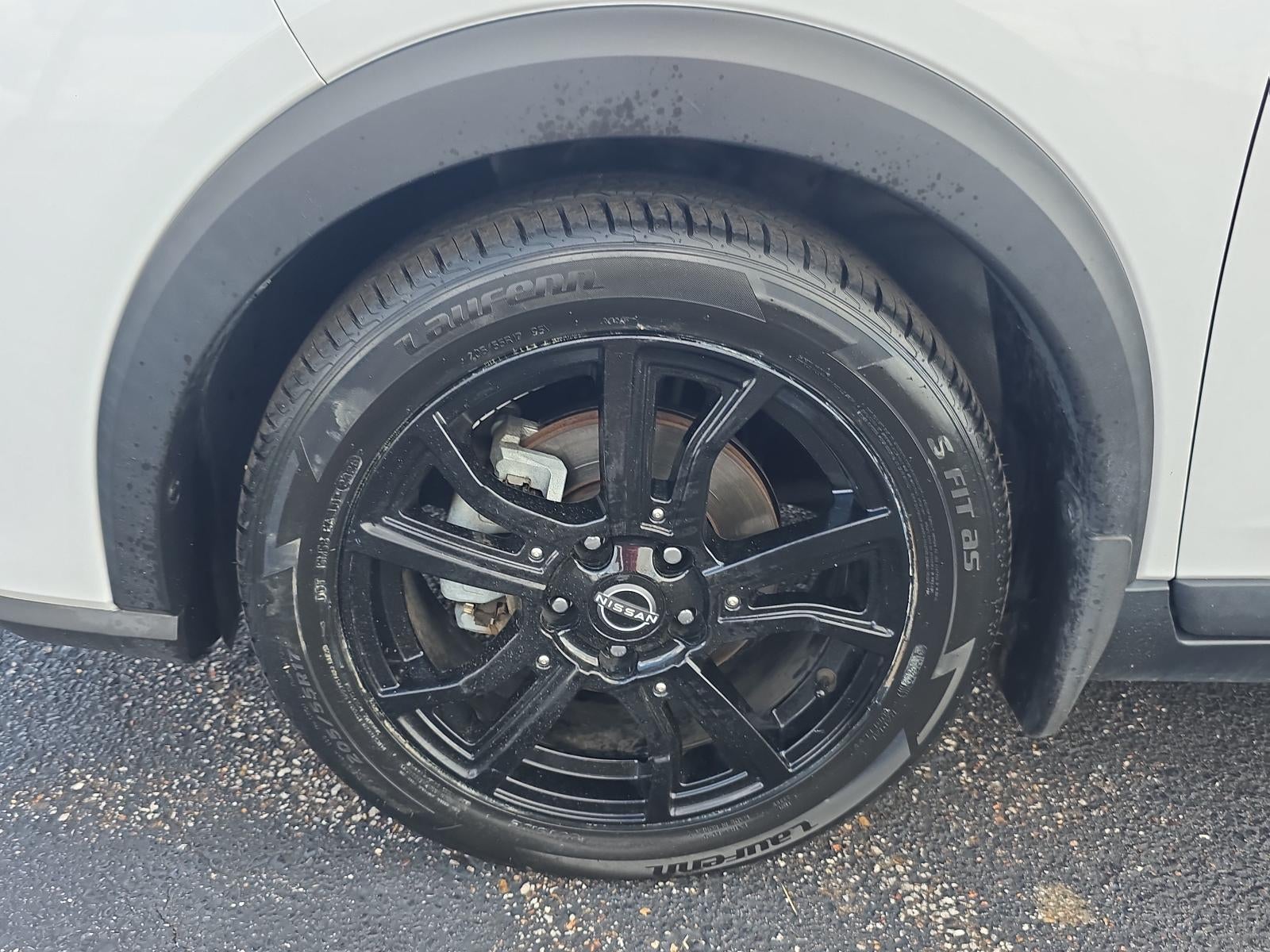 2023 Nissan Kicks SR FWD