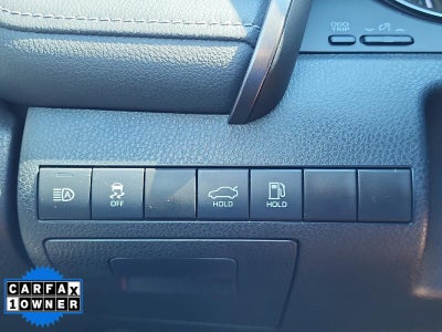 2023 Toyota Camry SE Auto (SE)