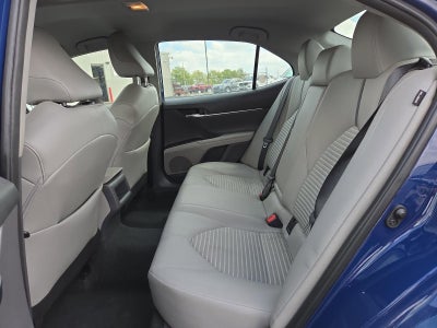2024 Toyota Camry SE Auto (SE)