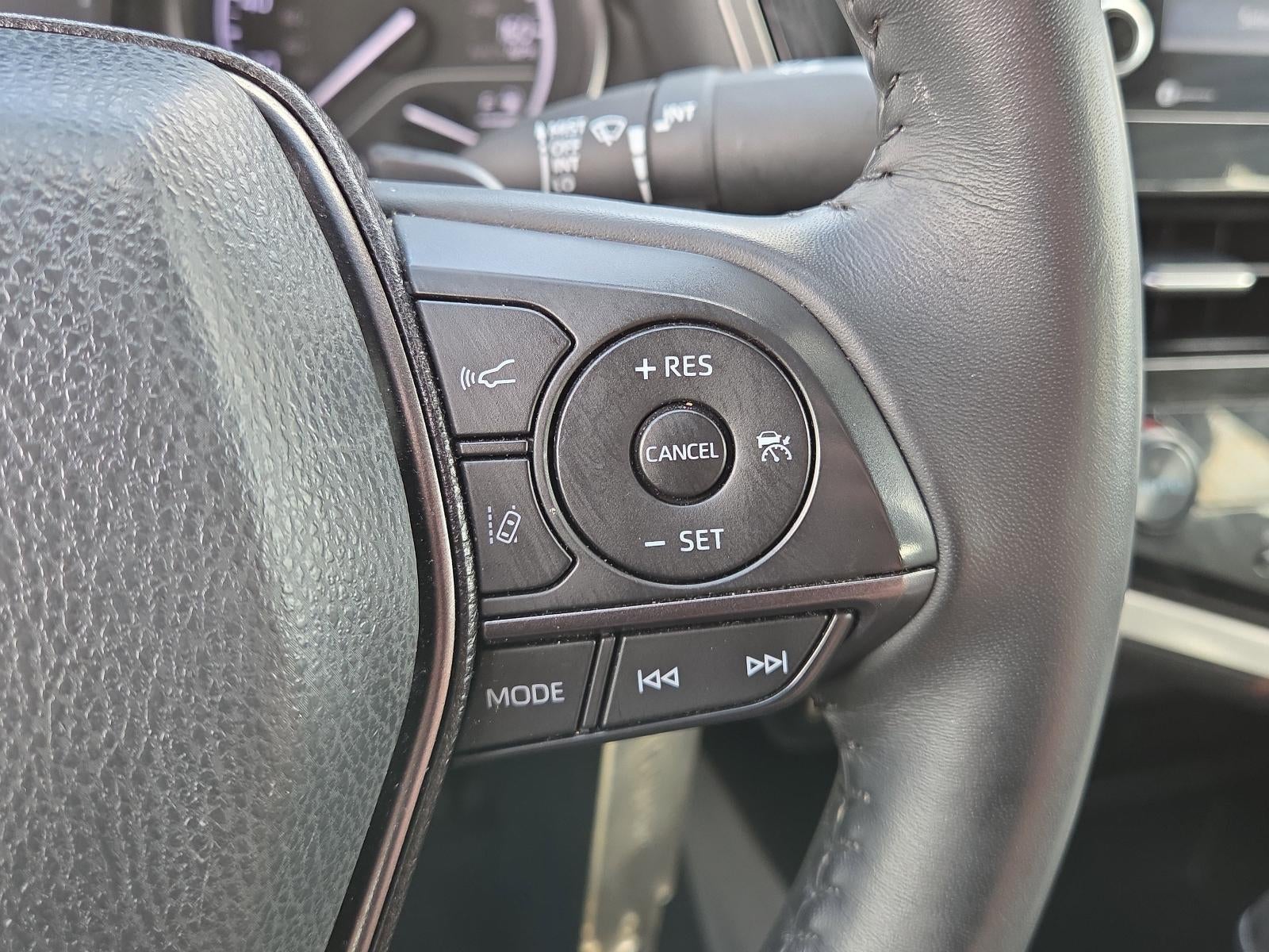 2024 Toyota Camry SE Auto (SE)