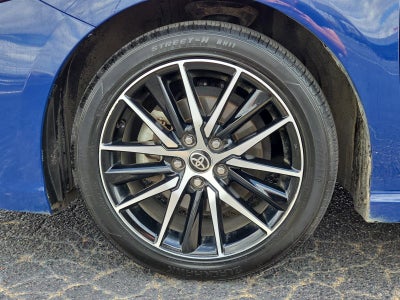 2024 Toyota Camry SE Auto (SE)
