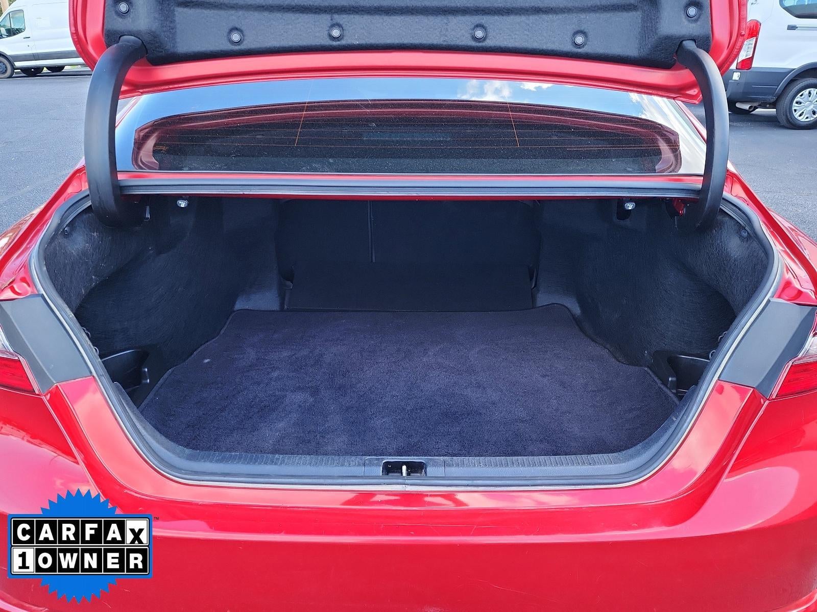 2023 Toyota Camry SE Auto (SE)