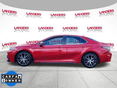 2023 Toyota Camry SE Auto (SE)