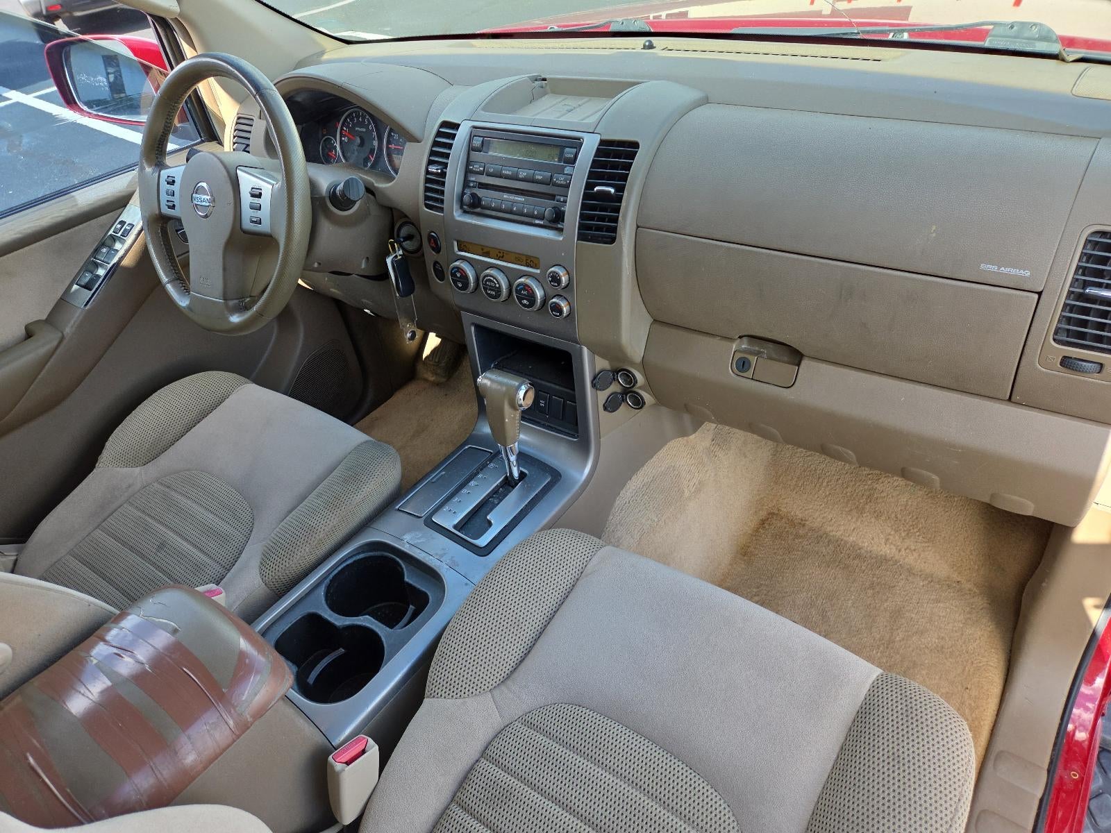 2006 Nissan Pathfinder SE 2WD