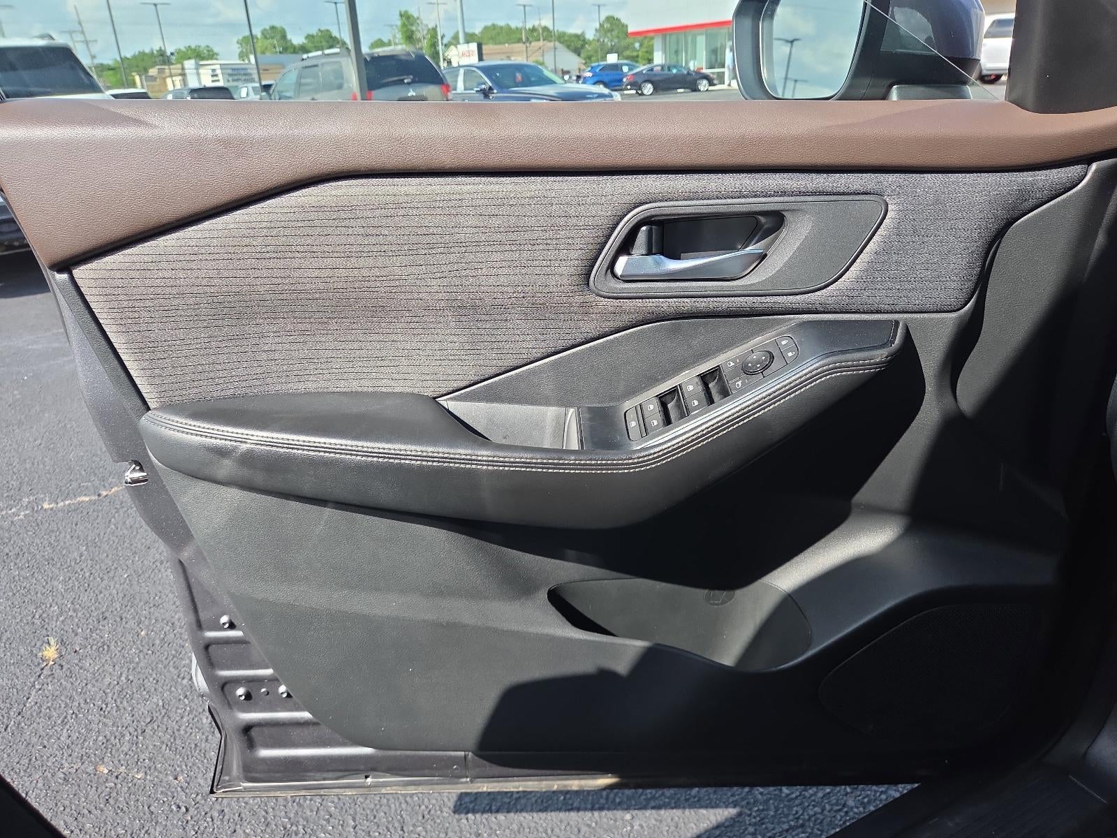 2021 Nissan Rogue FWD SV