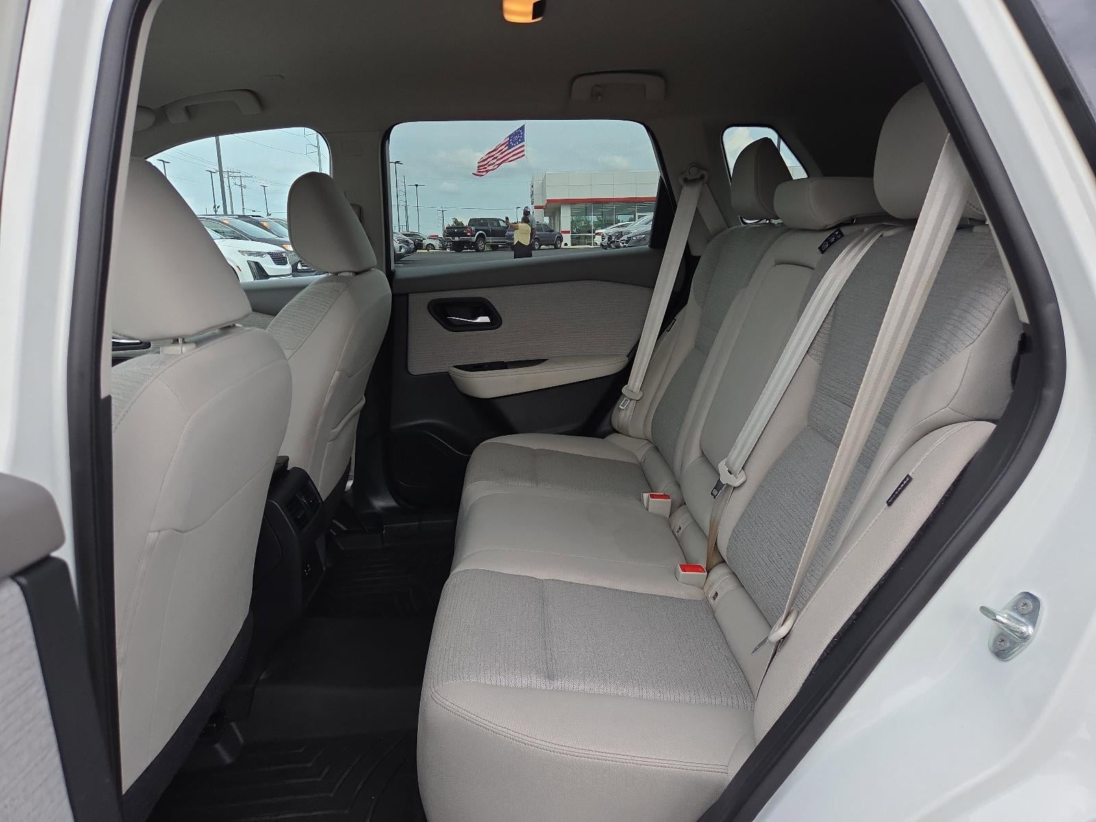 2023 Nissan Rogue FWD SV *Ltd Avail*