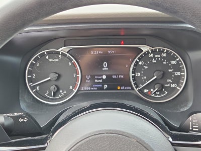 2023 Nissan Rogue FWD SV *Ltd Avail*