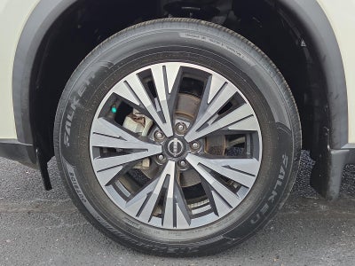 2023 Nissan Rogue FWD SV *Ltd Avail*