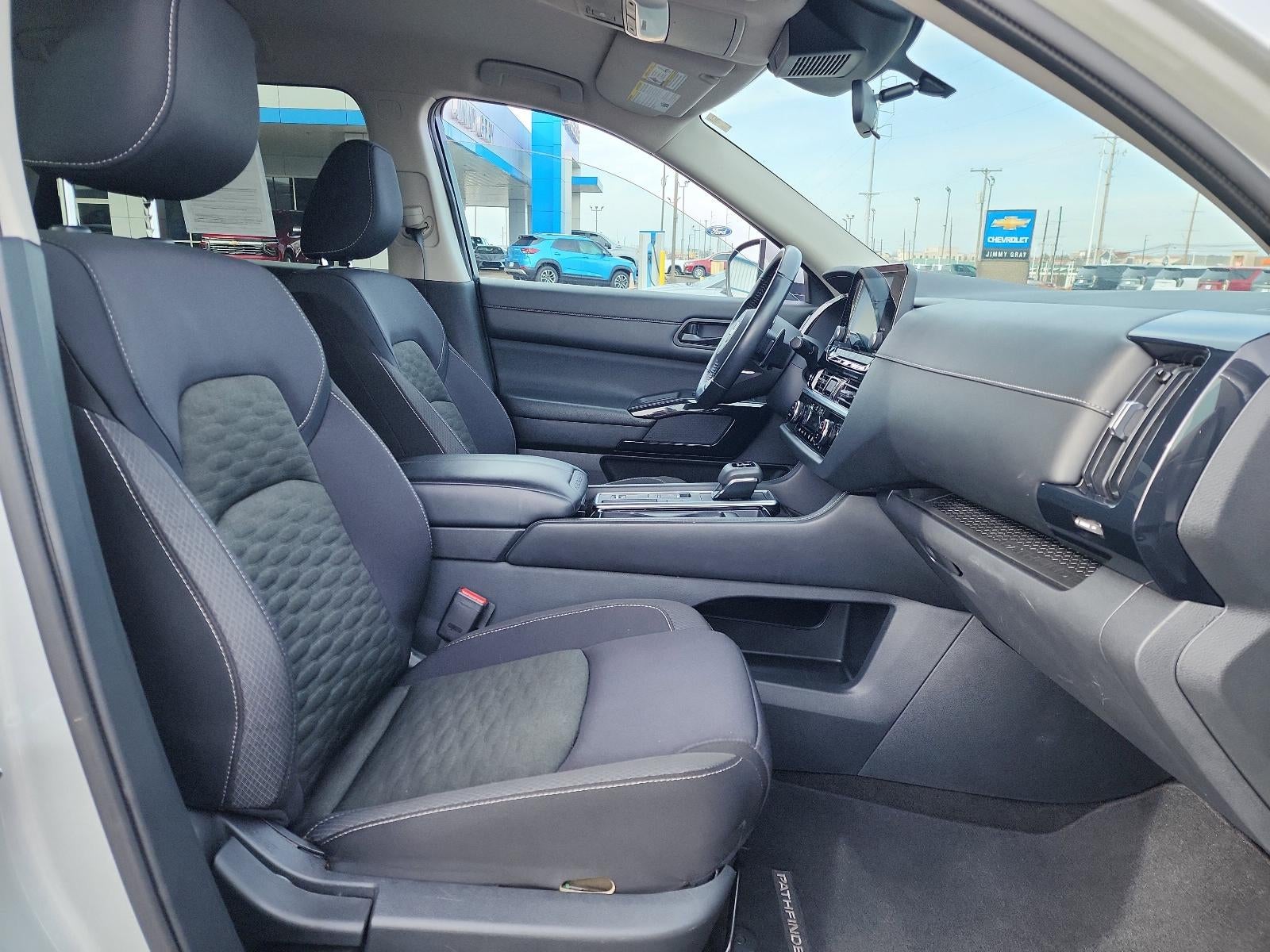 2023 Nissan Pathfinder SV 2WD