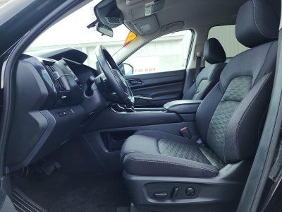 2023 Nissan Pathfinder SV 2WD