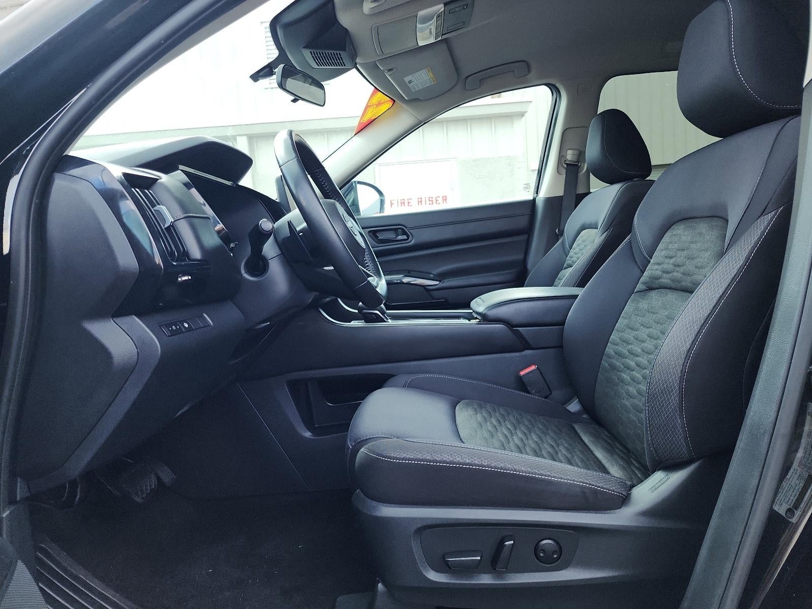 2023 Nissan Pathfinder SV 2WD