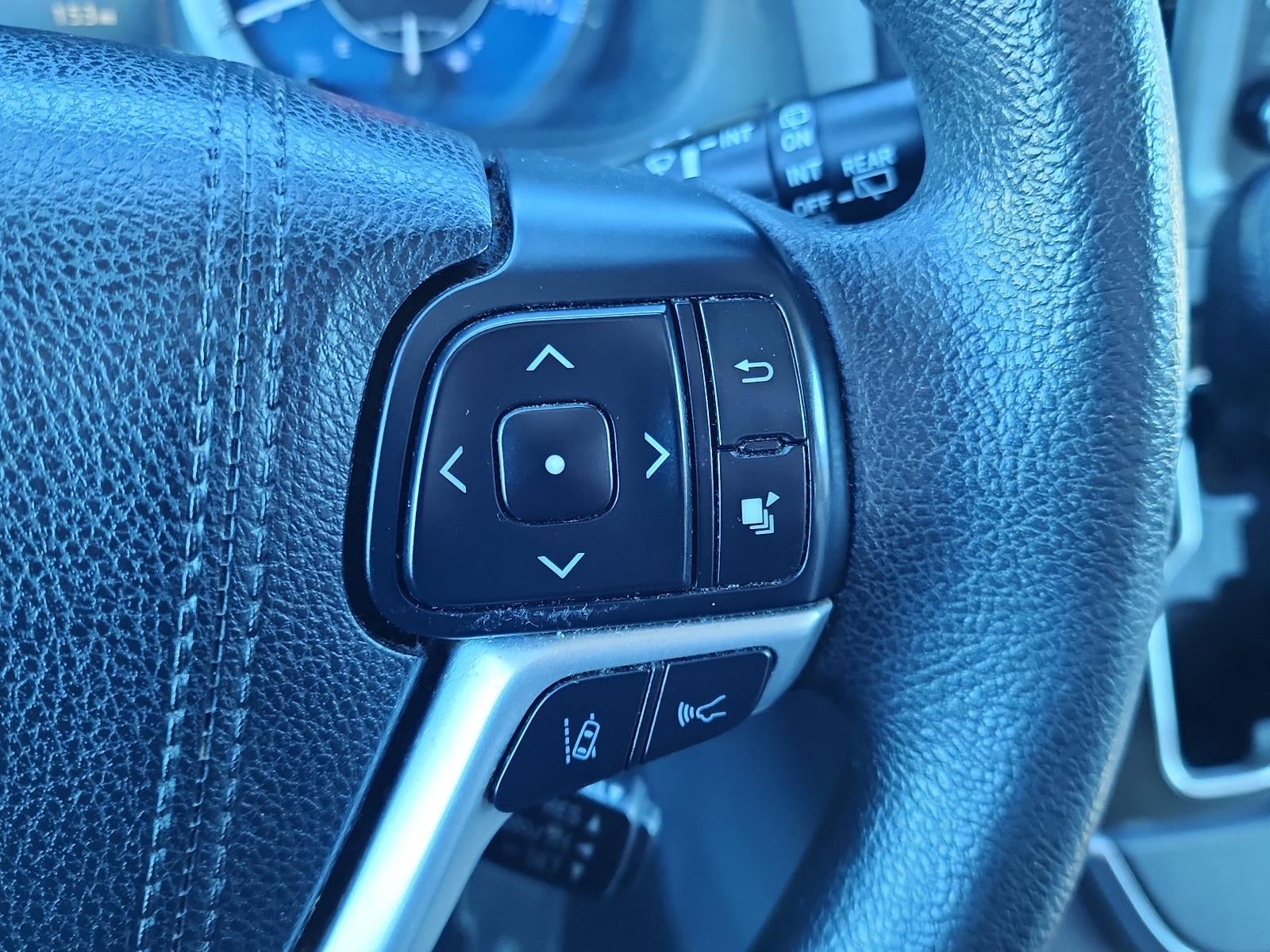 2018 Toyota Sienna LE FWD 8-Passenger (Natl)