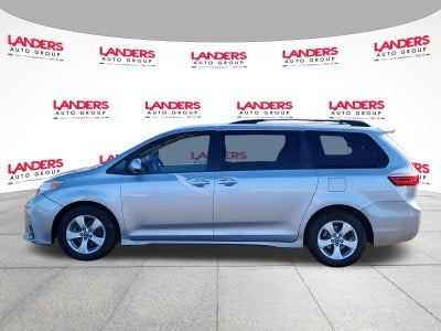 2018 Toyota Sienna LE FWD 8-Passenger (Natl)