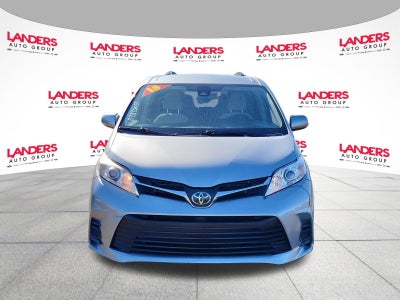 2018 Toyota Sienna LE FWD 8-Passenger (Natl)