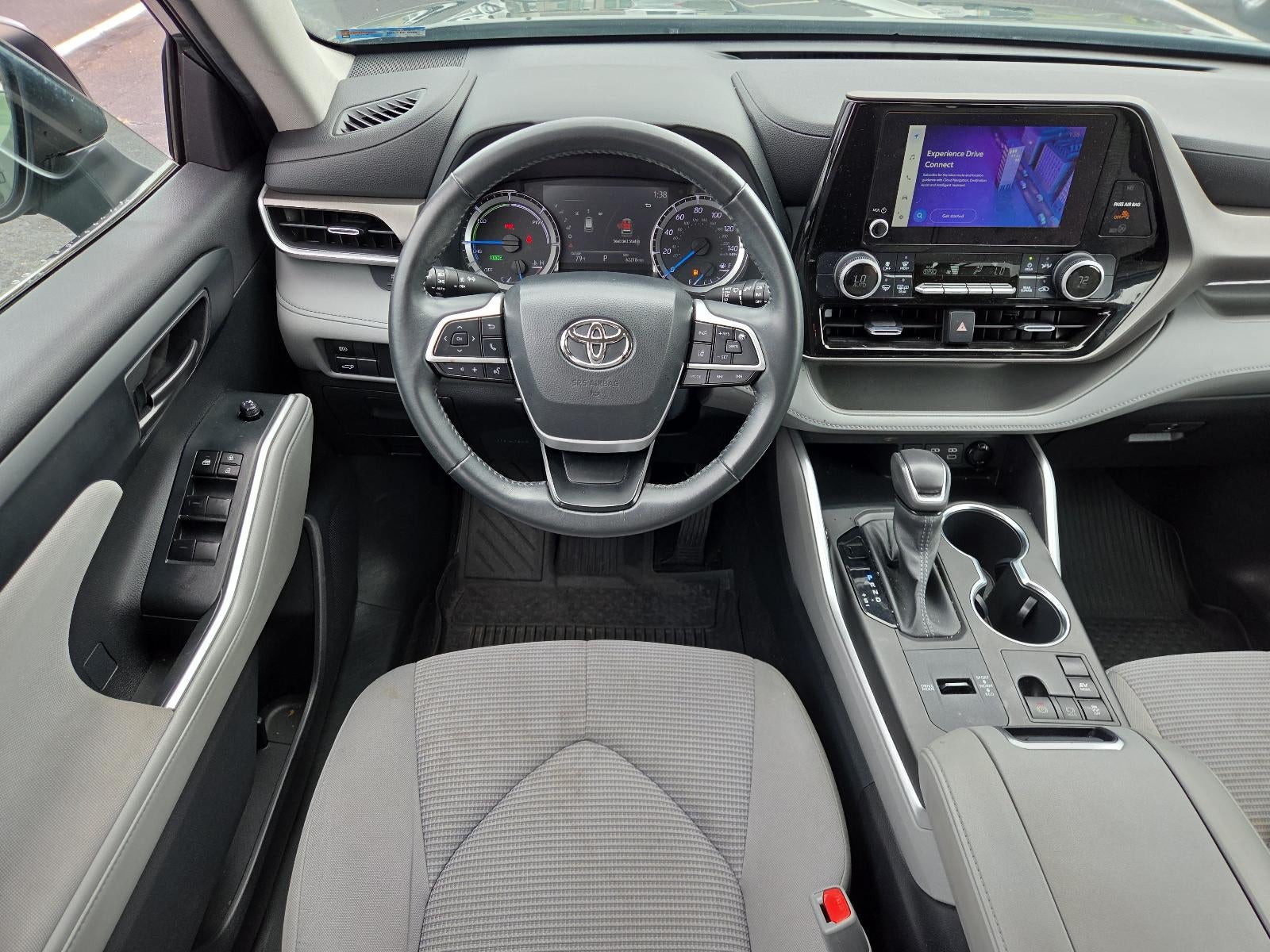 2023 Toyota Highlander Hybrid LE FWD (Natl)
