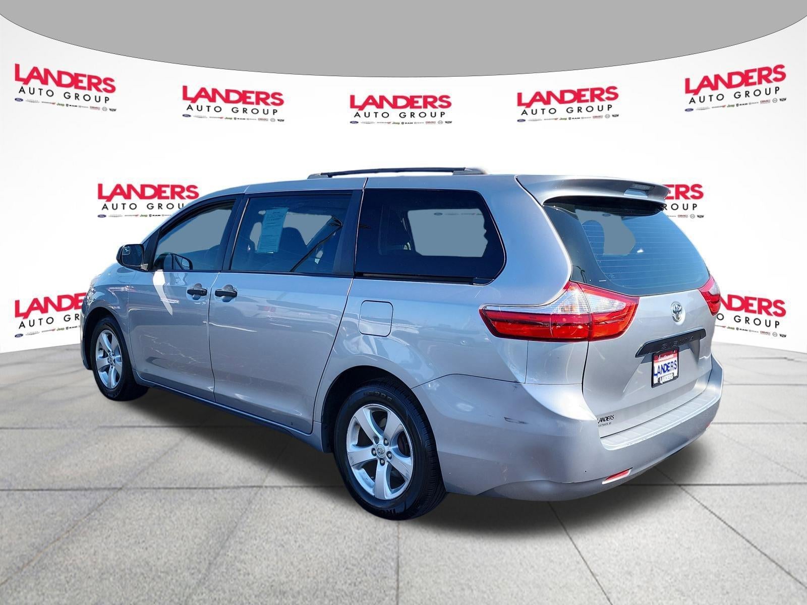 2016 Toyota Sienna 5dr 7-Pass Van L FWD (Natl)