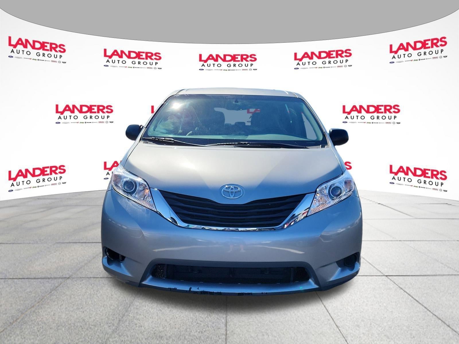 2016 Toyota Sienna 5dr 7-Pass Van L FWD (Natl)