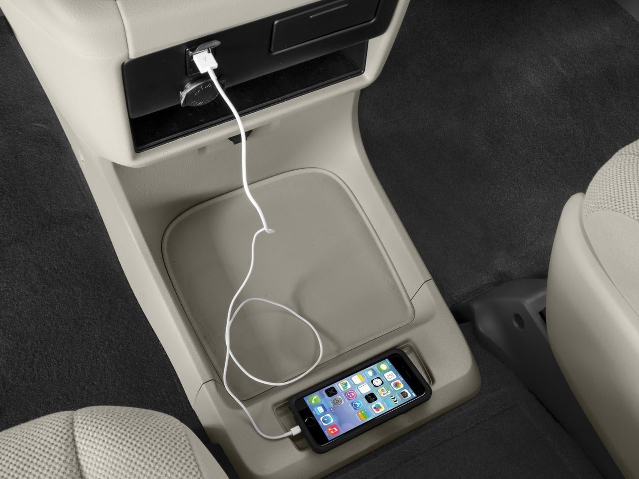 2016 Toyota Sienna 5dr 7-Pass Van L FWD (Natl)