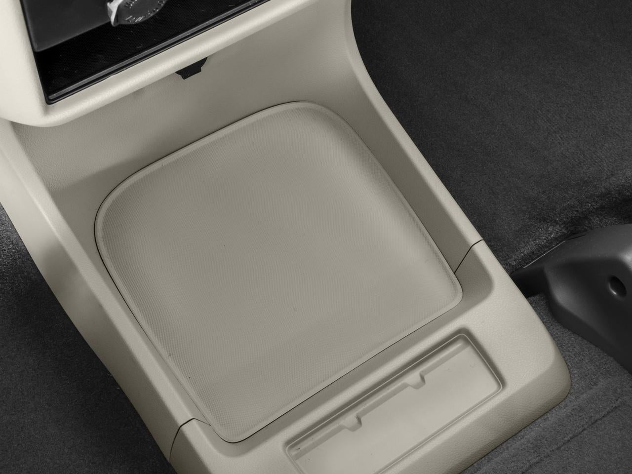 2016 Toyota Sienna 5dr 7-Pass Van L FWD (Natl)