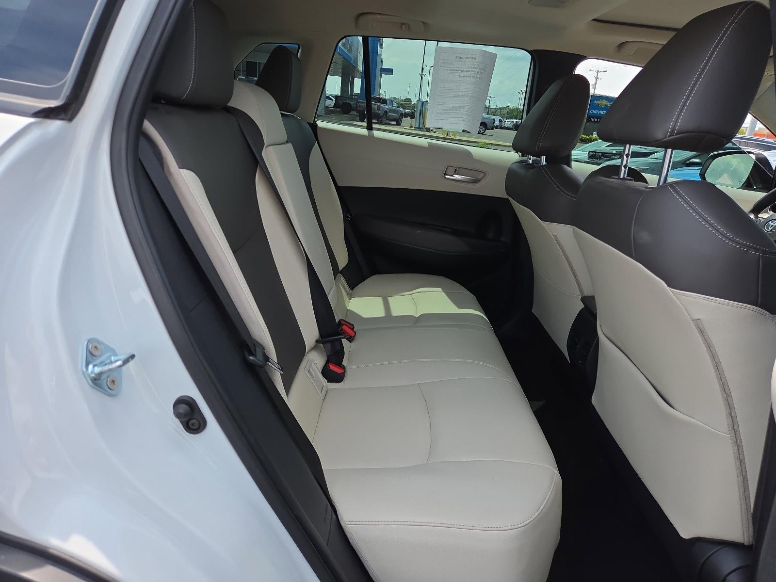2024 Toyota Corolla Cross XLE 2WD (Natl)