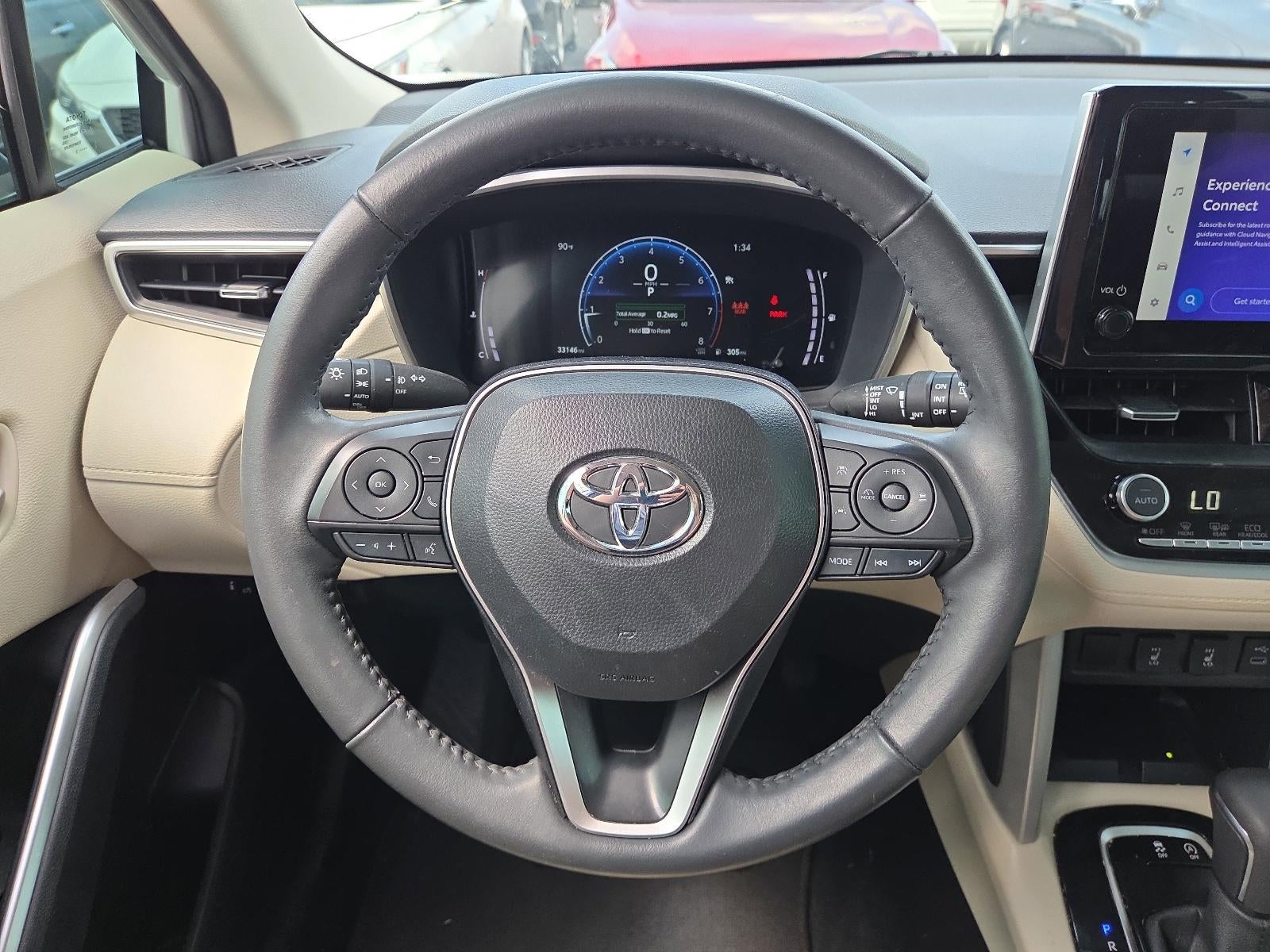2024 Toyota Corolla Cross XLE 2WD (Natl)
