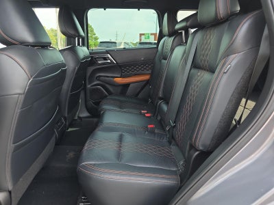 2022 Mitsubishi Outlander SEL FWD