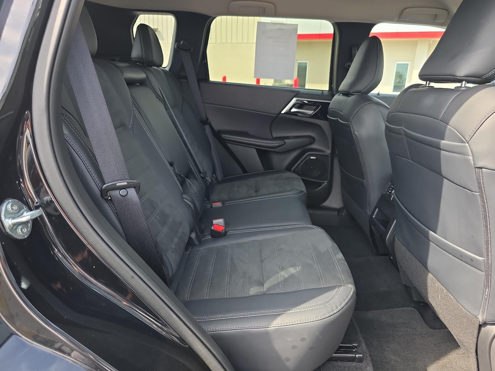 2025 Mitsubishi Outlander SE S-AWC