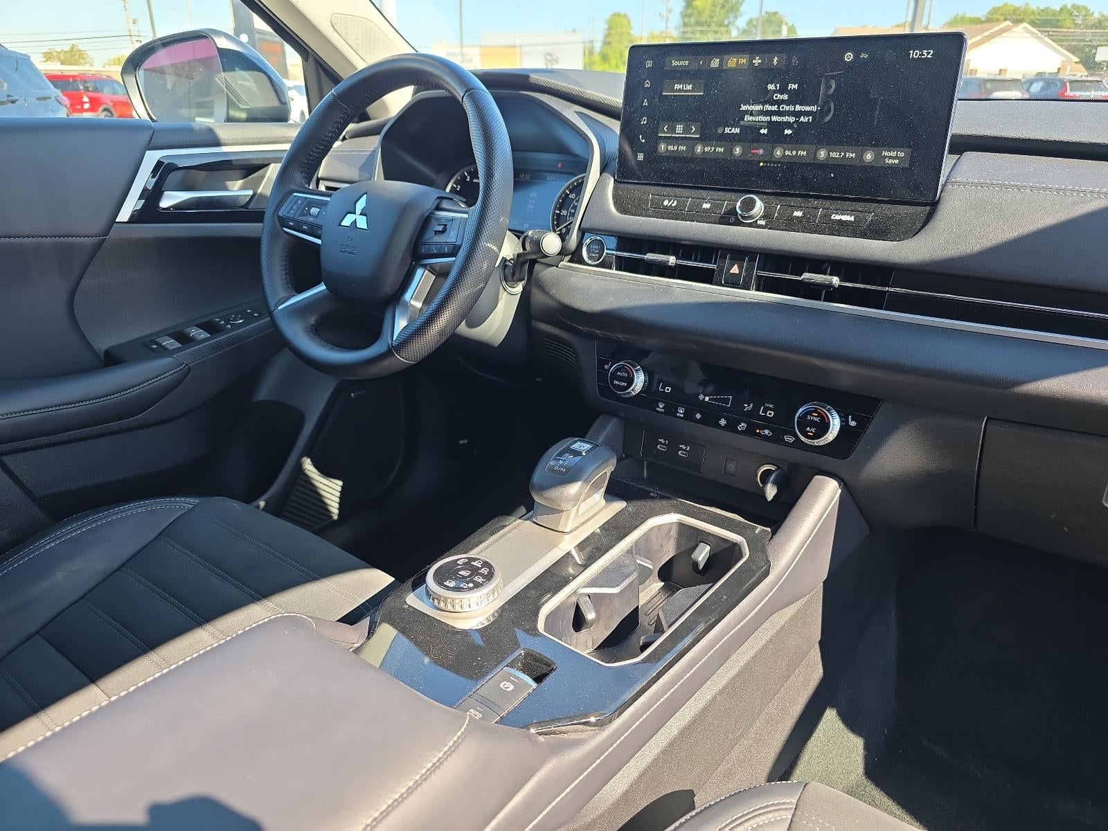 2025 Mitsubishi Outlander SE S-AWC