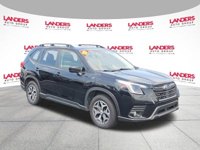 2023 Subaru Forester Premium CVT