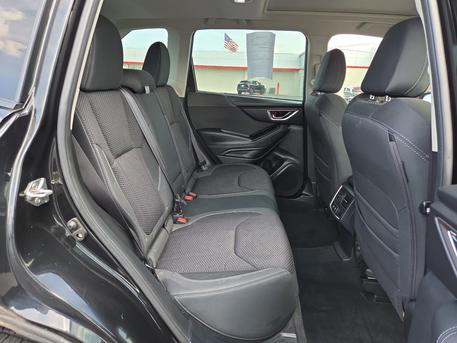 2023 Subaru Forester Premium CVT