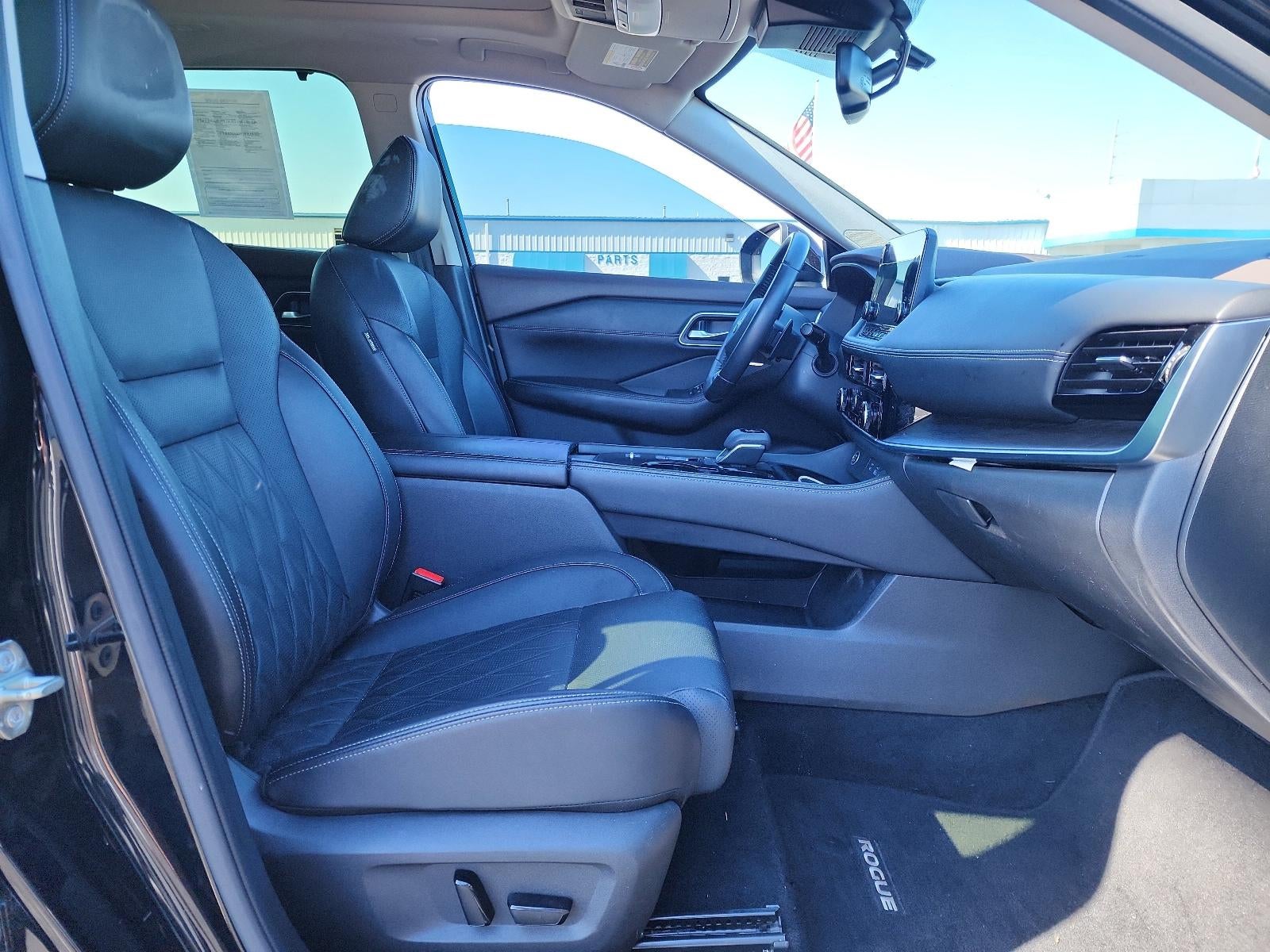 2023 Nissan Rogue FWD Platinum