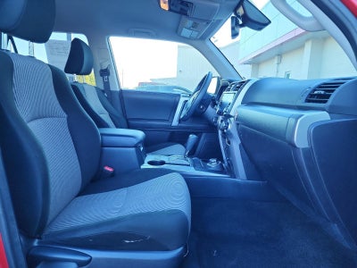 2024 Toyota 4Runner SR5 4WD (GS)