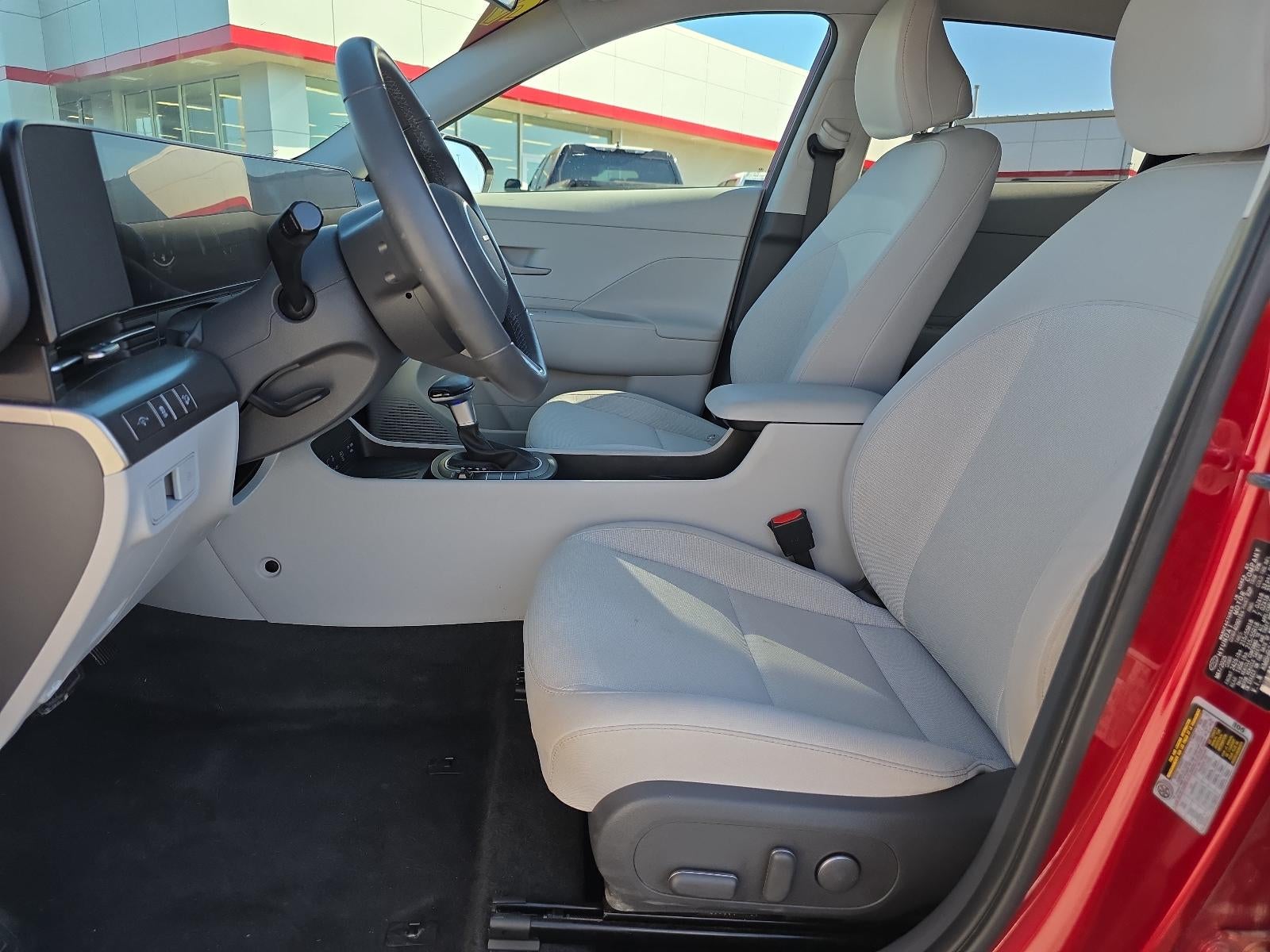 2025 Hyundai KONA SEL FWD