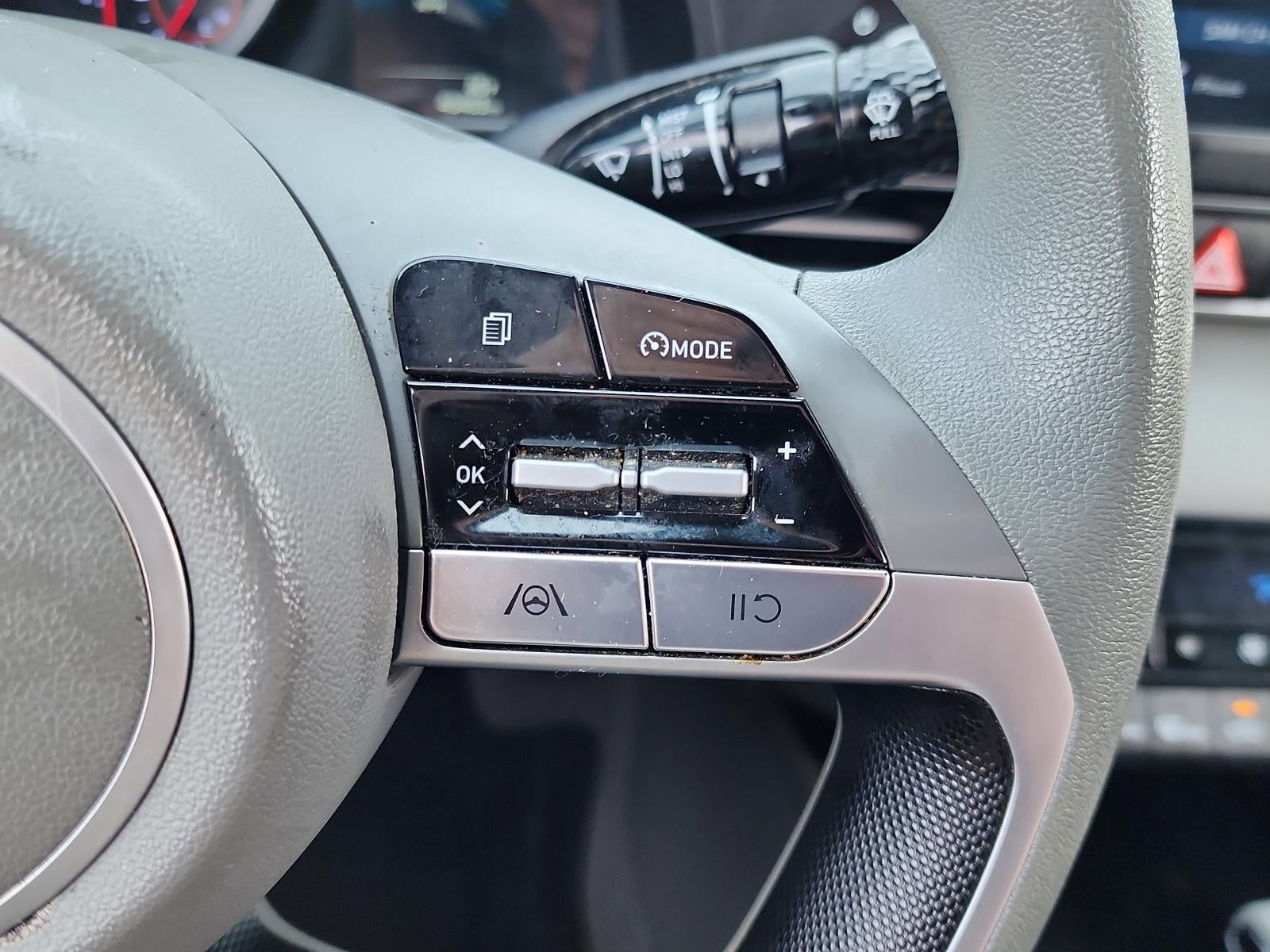 2023 Hyundai ELANTRA SEL IVT