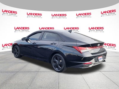 2023 Hyundai ELANTRA SEL IVT