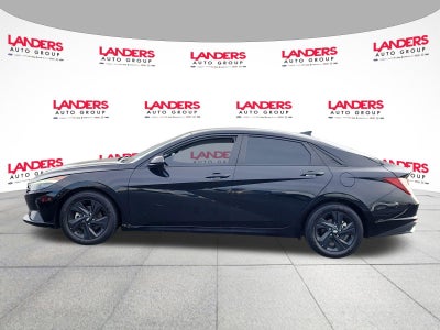 2023 Hyundai ELANTRA SEL IVT