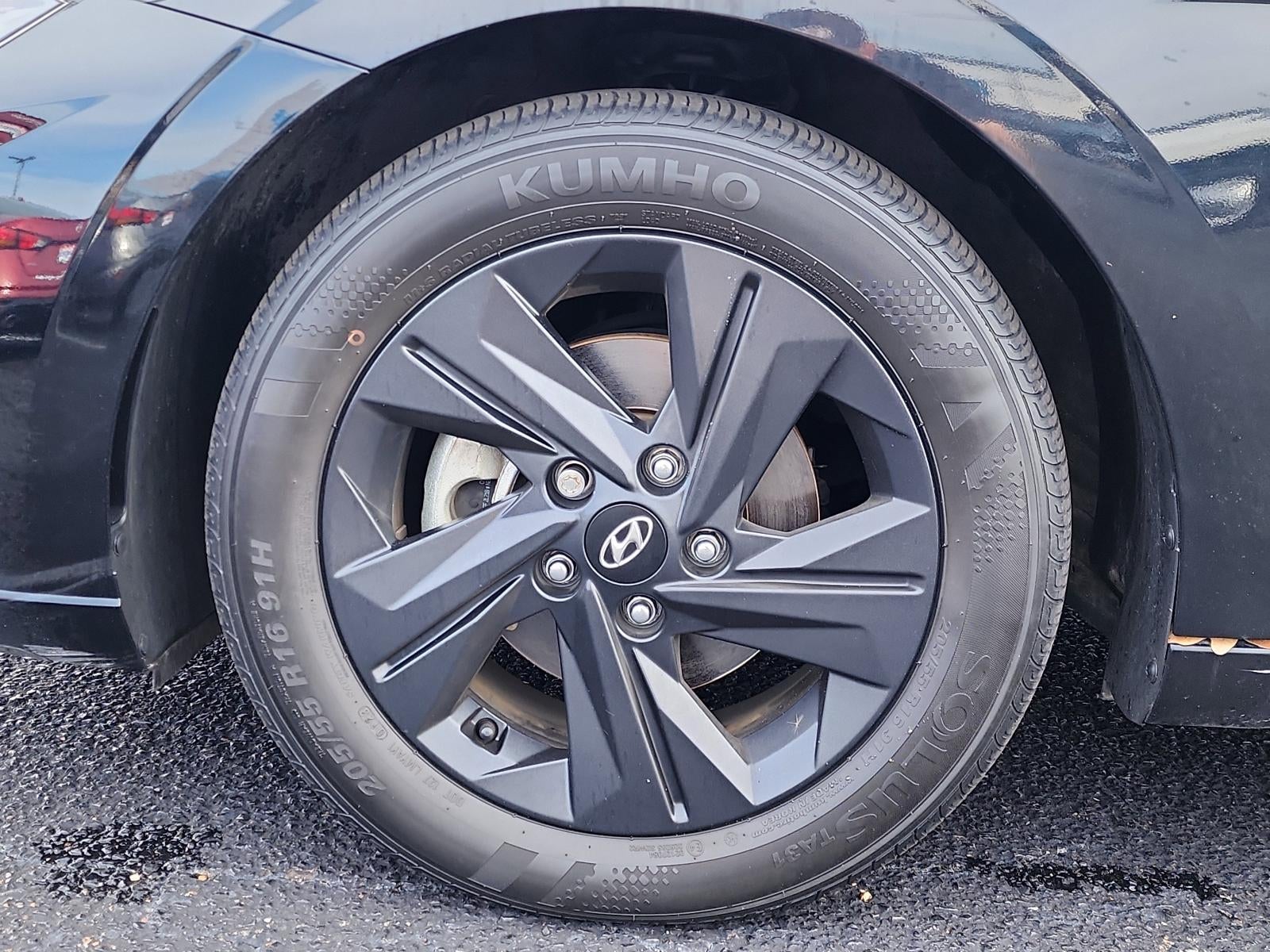 2023 Hyundai ELANTRA SEL IVT