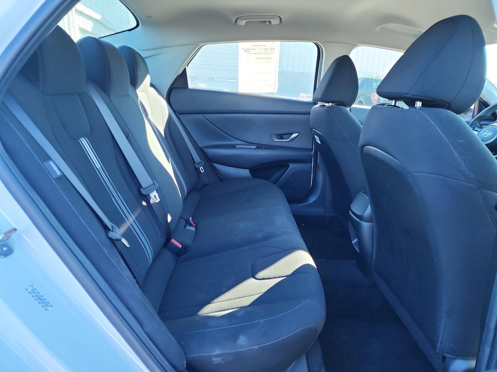 2024 Hyundai ELANTRA SEL IVT