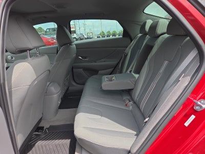 2025 Hyundai ELANTRA SEL Convenience IVT